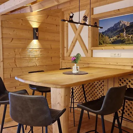 Hotell Haus Chiemgau - Kolping-familienhotel
