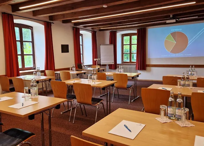 Haus Chiemgau - Kolping-familienhotel ホテル *