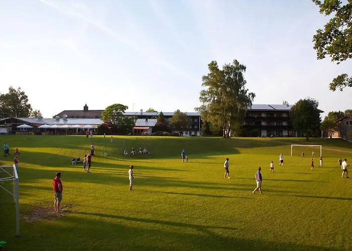 Haus Chiemgau - Kolping-familienhotel タイゼンドルフ